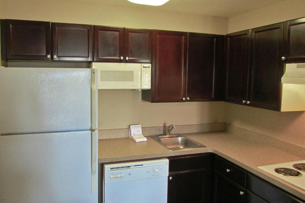Extended Stay America Suites - Indianapolis - Northwest - I-465 image 12